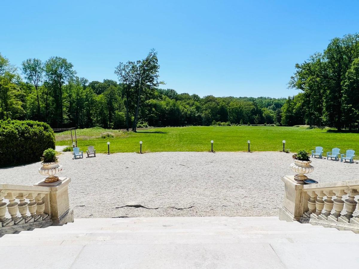 Chateau De Crenille Chaumes-en-Brie Exterior foto