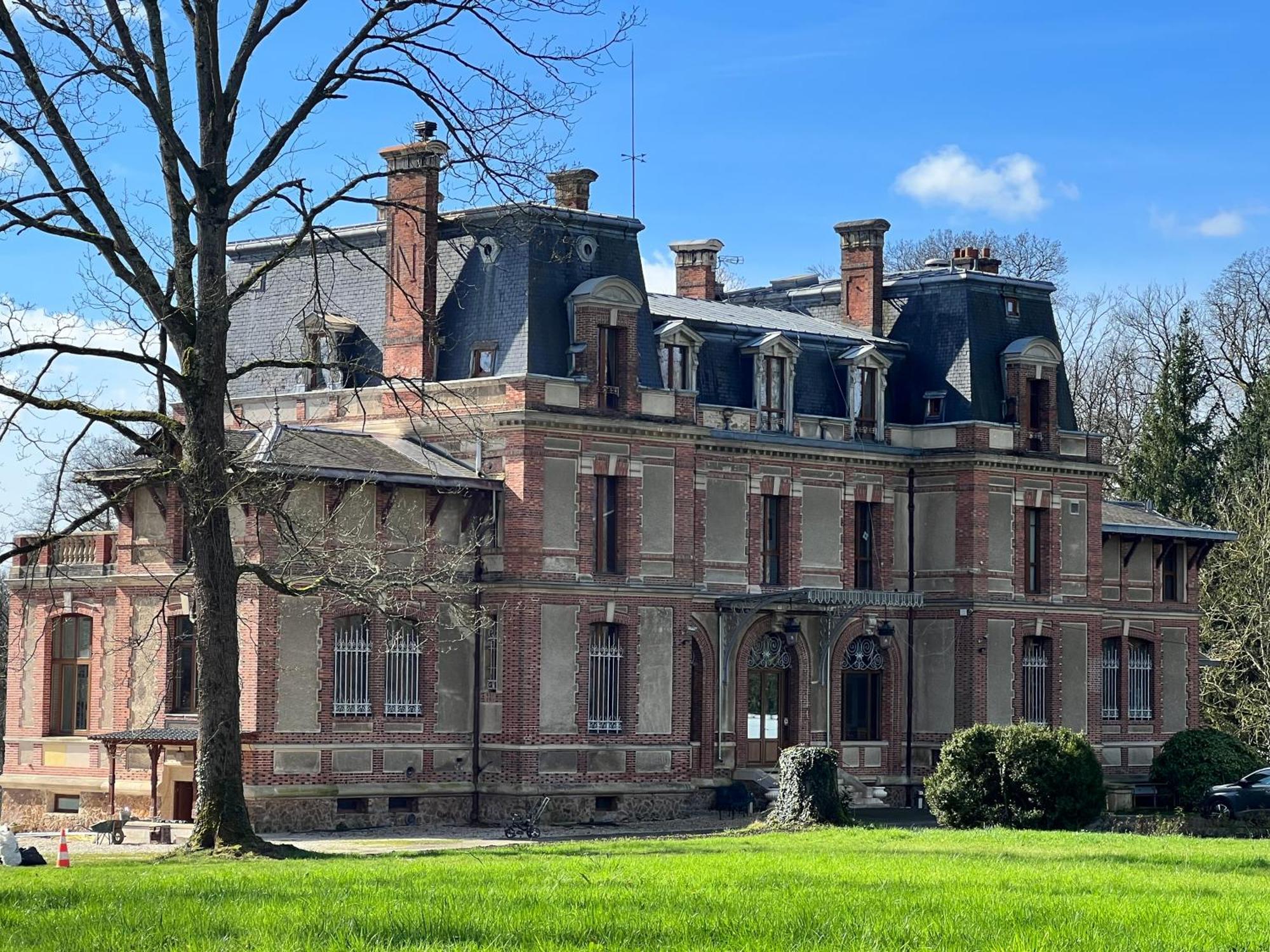 Chateau De Crenille Chaumes-en-Brie Exterior foto